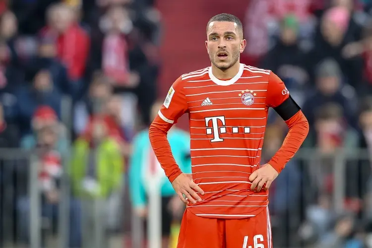 三叶草策略 官方：19岁拜仁中场阿尔扬-伊布租借至海登海姆，租期一个赛季