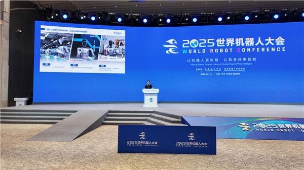 保利配资 从制造现场走出来的具身智能企业，越疆人形机器人斩获全球数十家客户订单